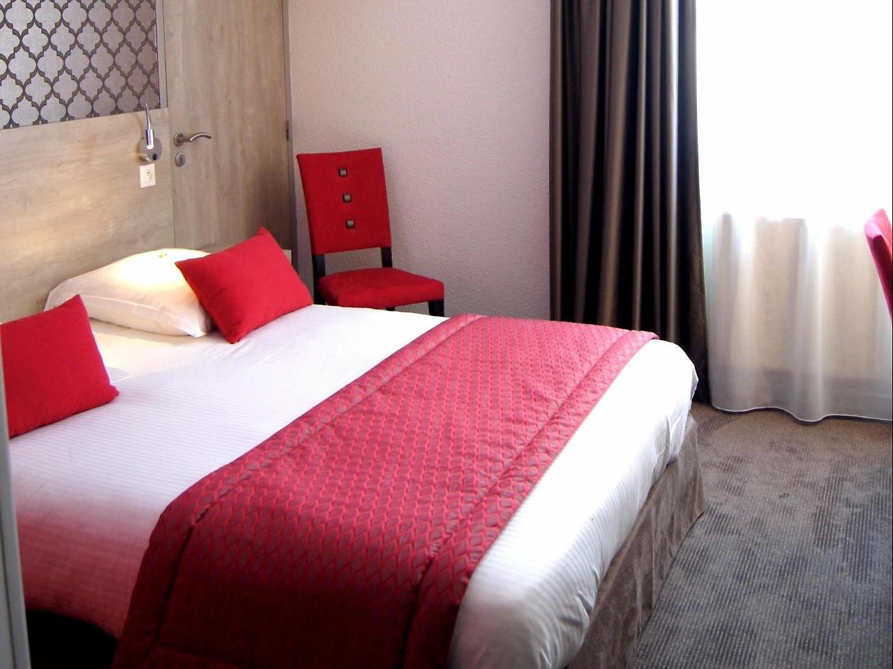 Logis Hotel Restaurant Aloe 레헤르비에르 외부 사진