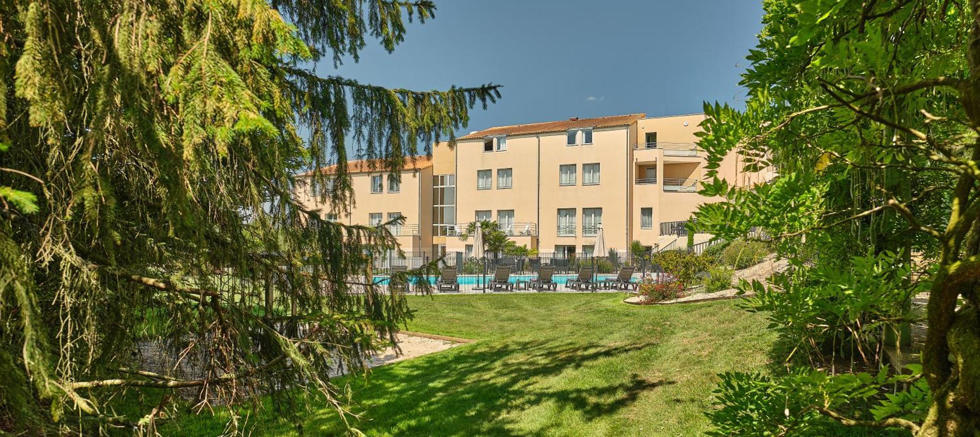 Logis Hotel Restaurant Aloe 레헤르비에르 외부 사진