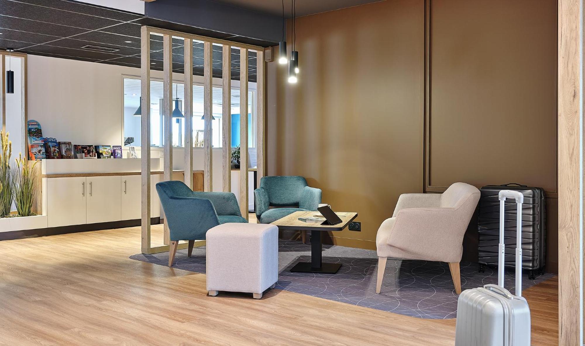 Logis Hotel Restaurant Aloe 레헤르비에르 외부 사진